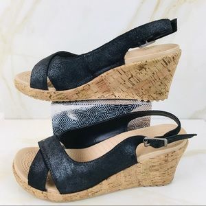 Crocs Women’s 9W A-Slingback Wedge  Black